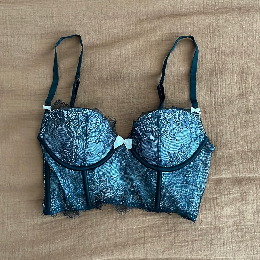 VS Very Sexy demi-bustie